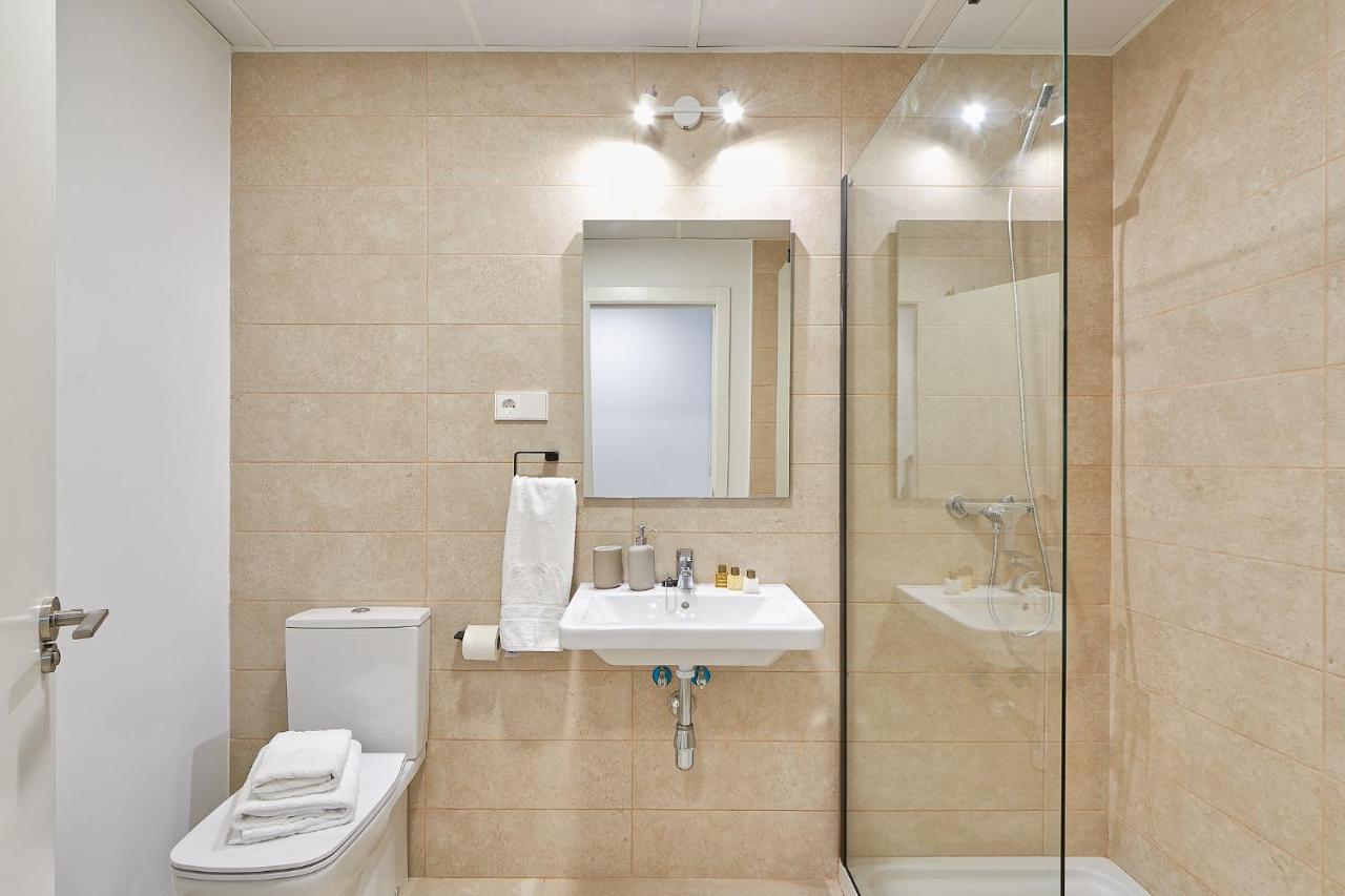 Apartamento Adriela Малага Экстерьер фото